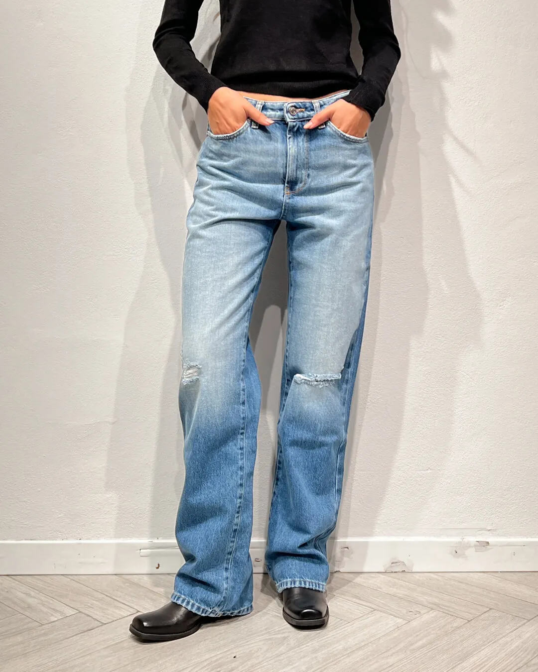 -JEANS STRAIGHT-LEG MID RISE CON ROTTURE – ALEX – VICOLO