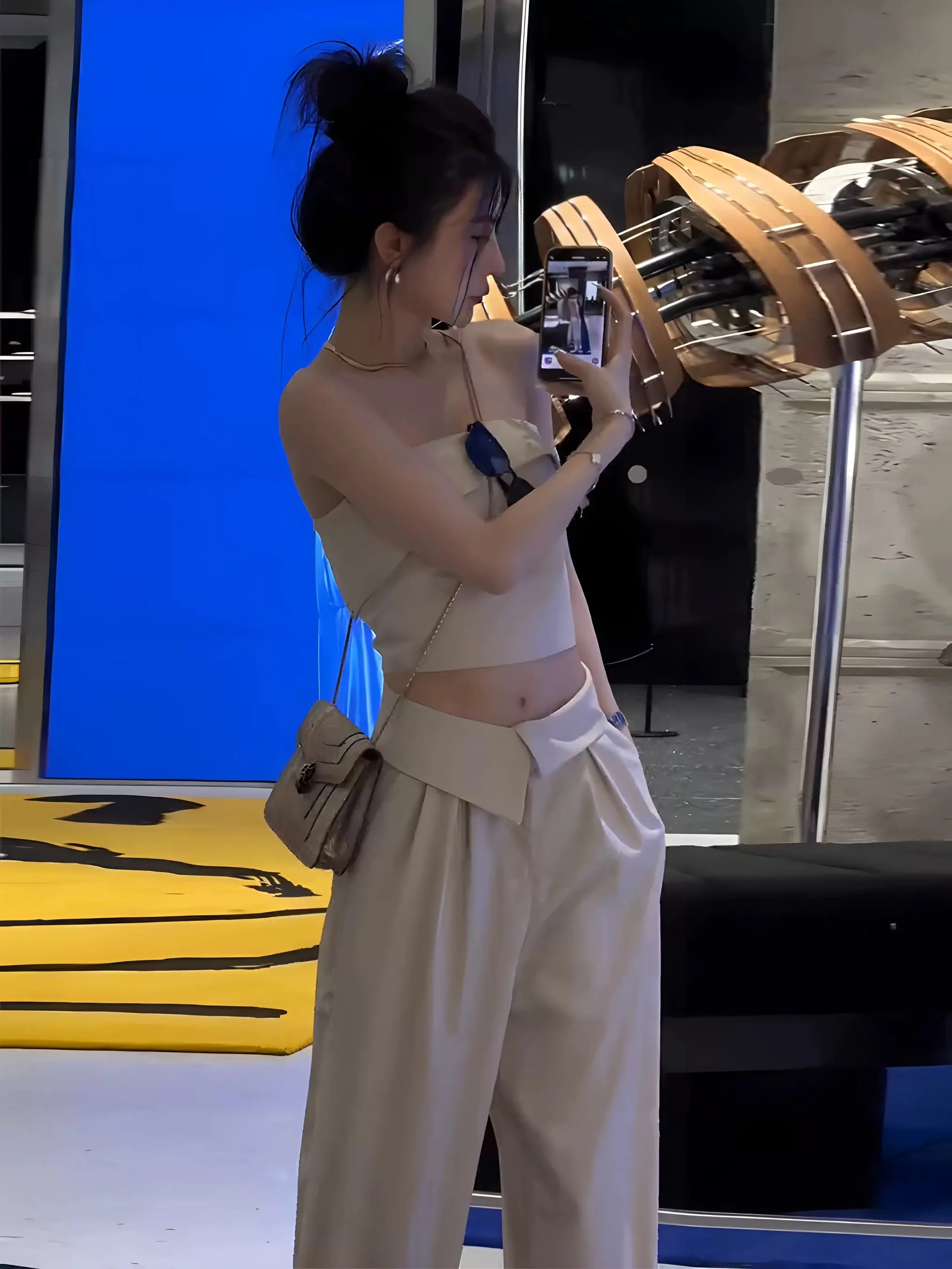 2024 summer new Korean style lace-up sexy chest-wrapped vest high-waisted slimming loose floor-length trousers suit for women
