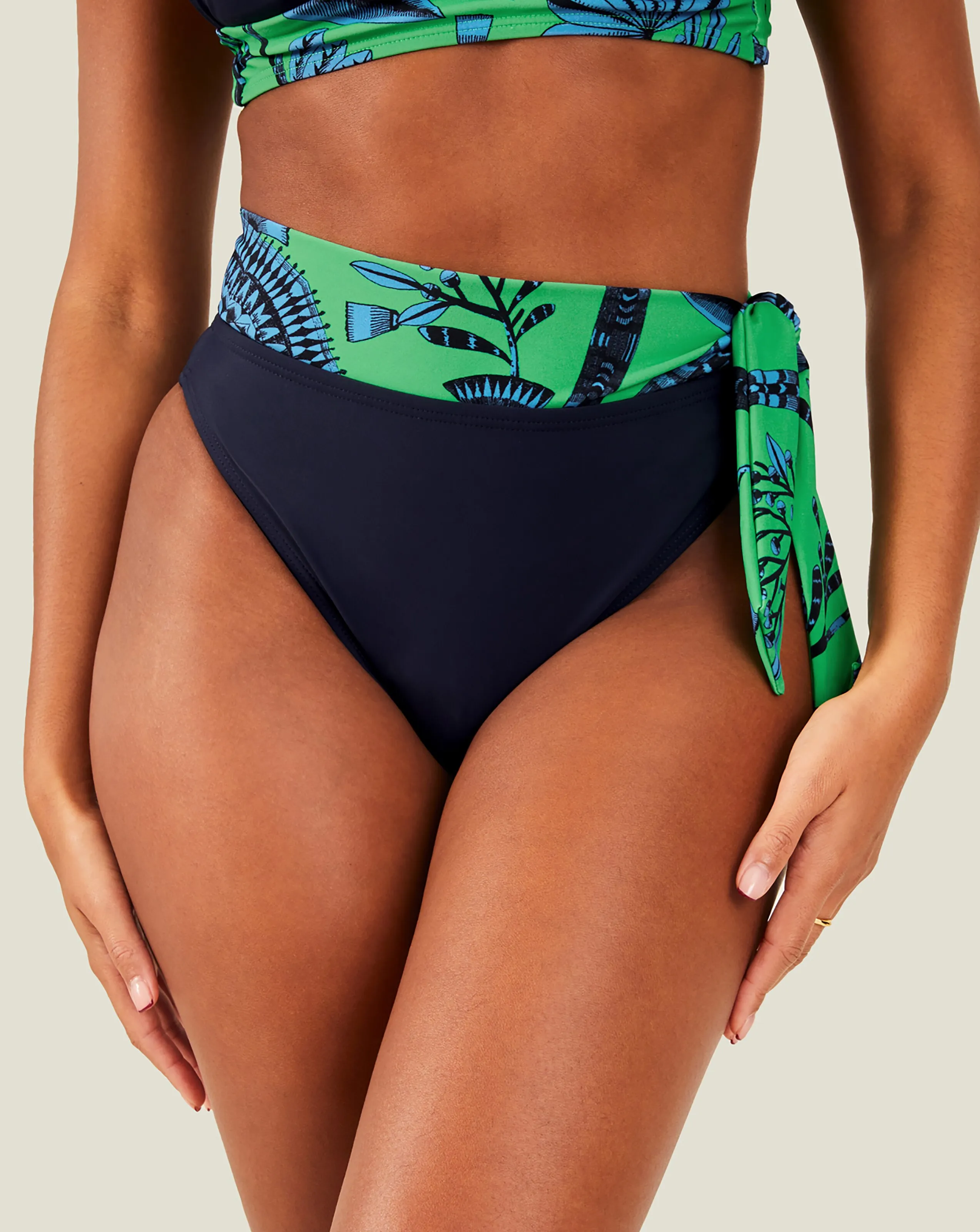 Accessorize Fan Band Bikini Briefs