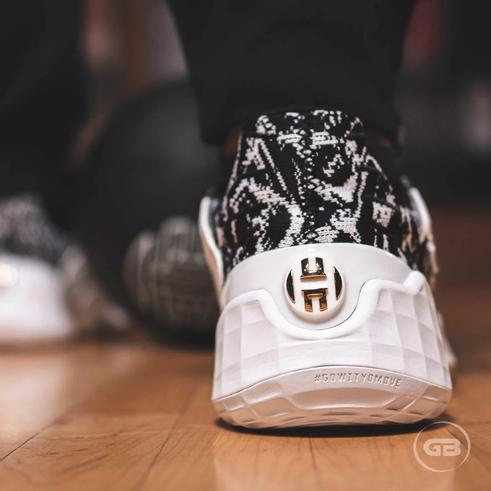 adidas Harden Vol. 4 ''Cookies & Cream''