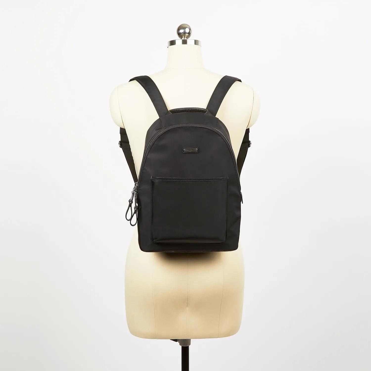 Baggallini Central Park Backpack Black Nylon