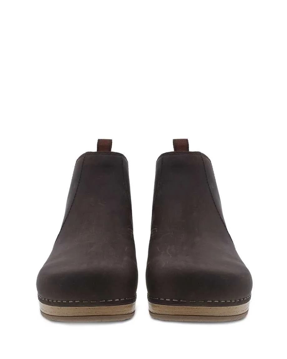  Becka Oiled Pull Up Boot in Brown  