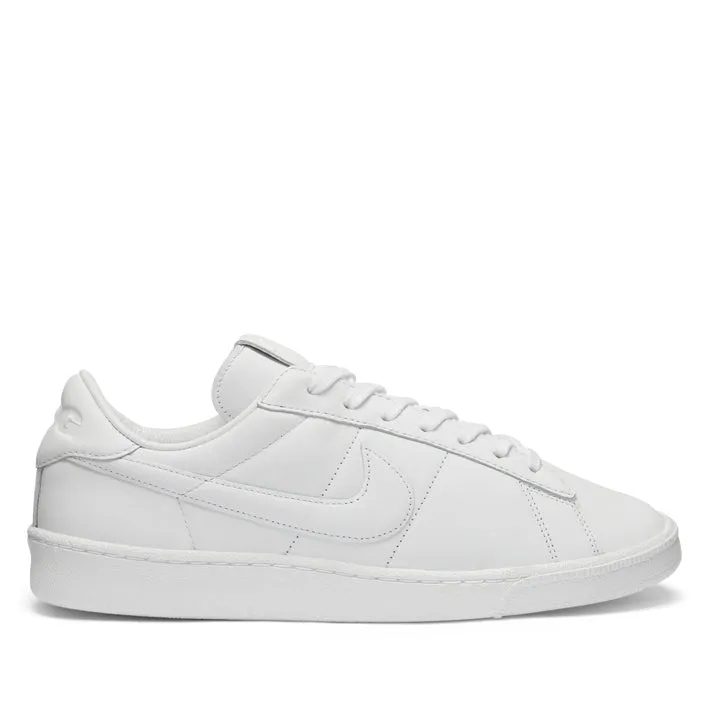 BLACK Comme des Garons x Nike Tennis Classic SP (White)