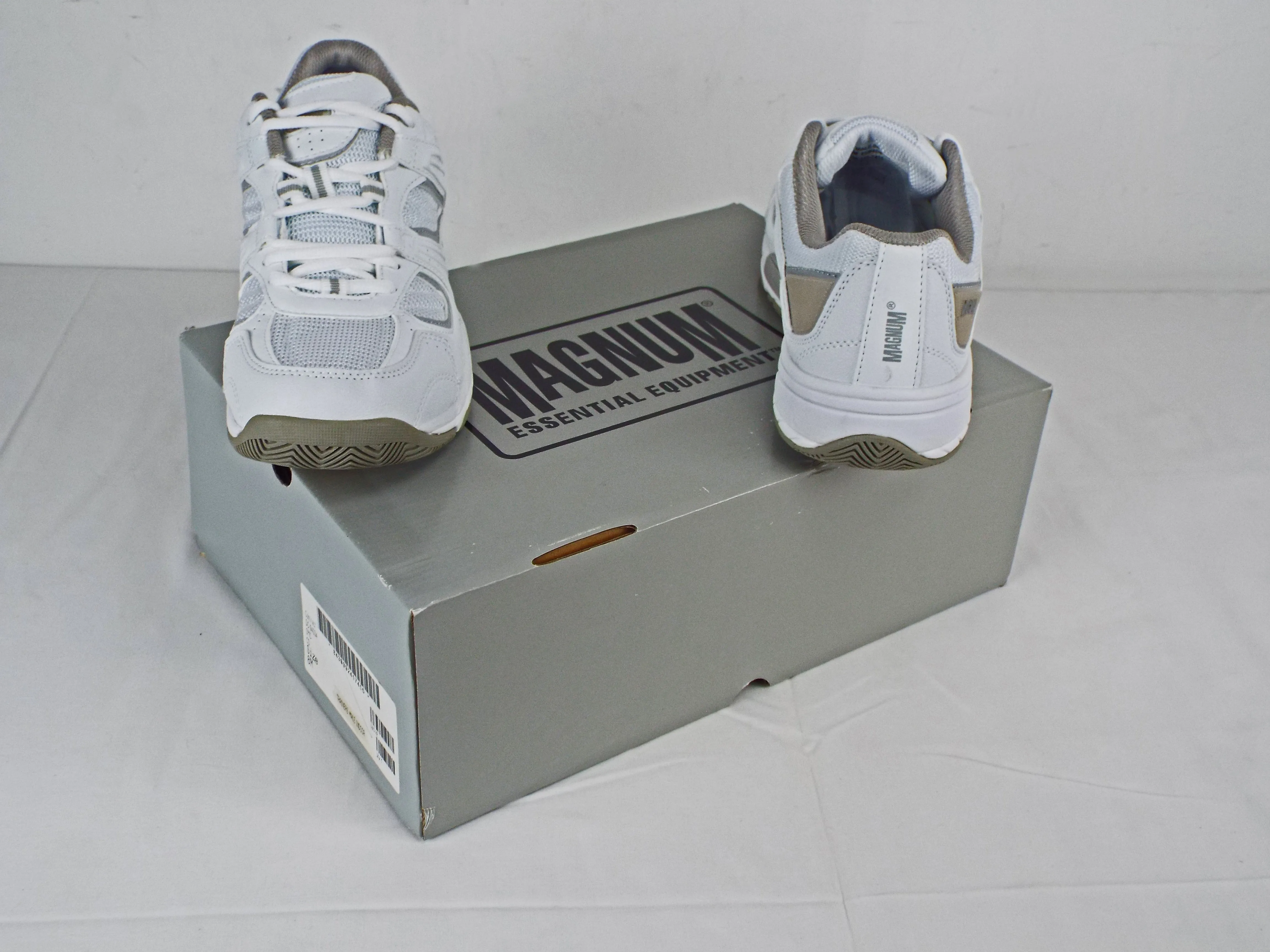 British Army - Magnum - Women's White Indoor Trainers - Unissued in box