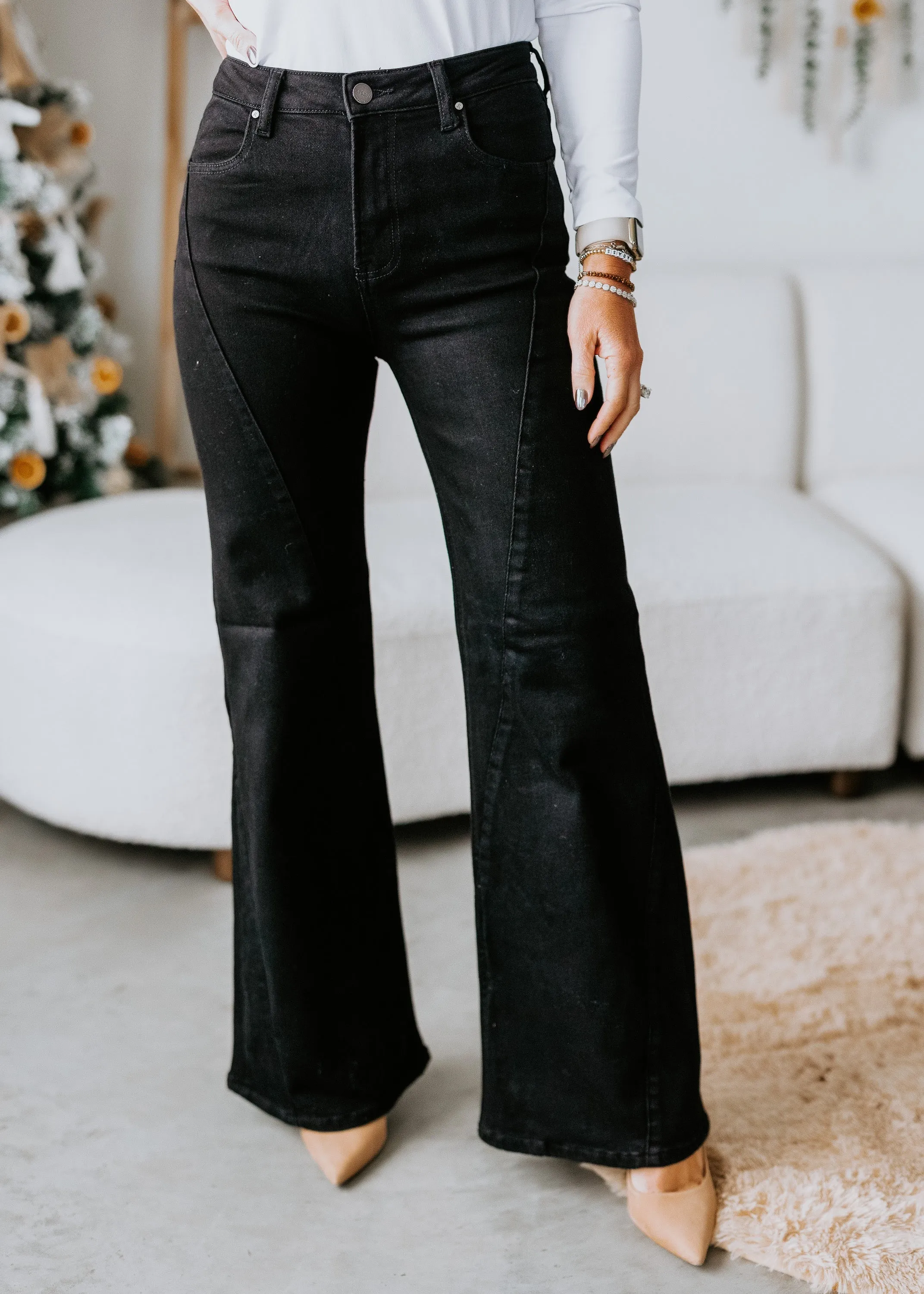 Courtney Wide Leg Jeans