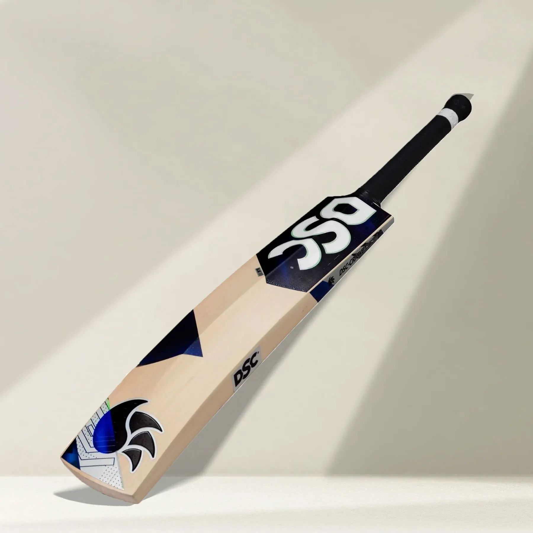 DSC BLAK 100 English Willow Cricket Bat -SH