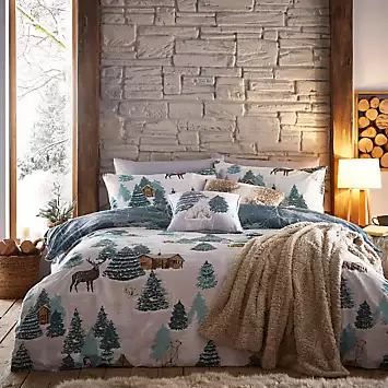 furn. Arcticus Christmas Duvet Cover Set | Kaleidoscope