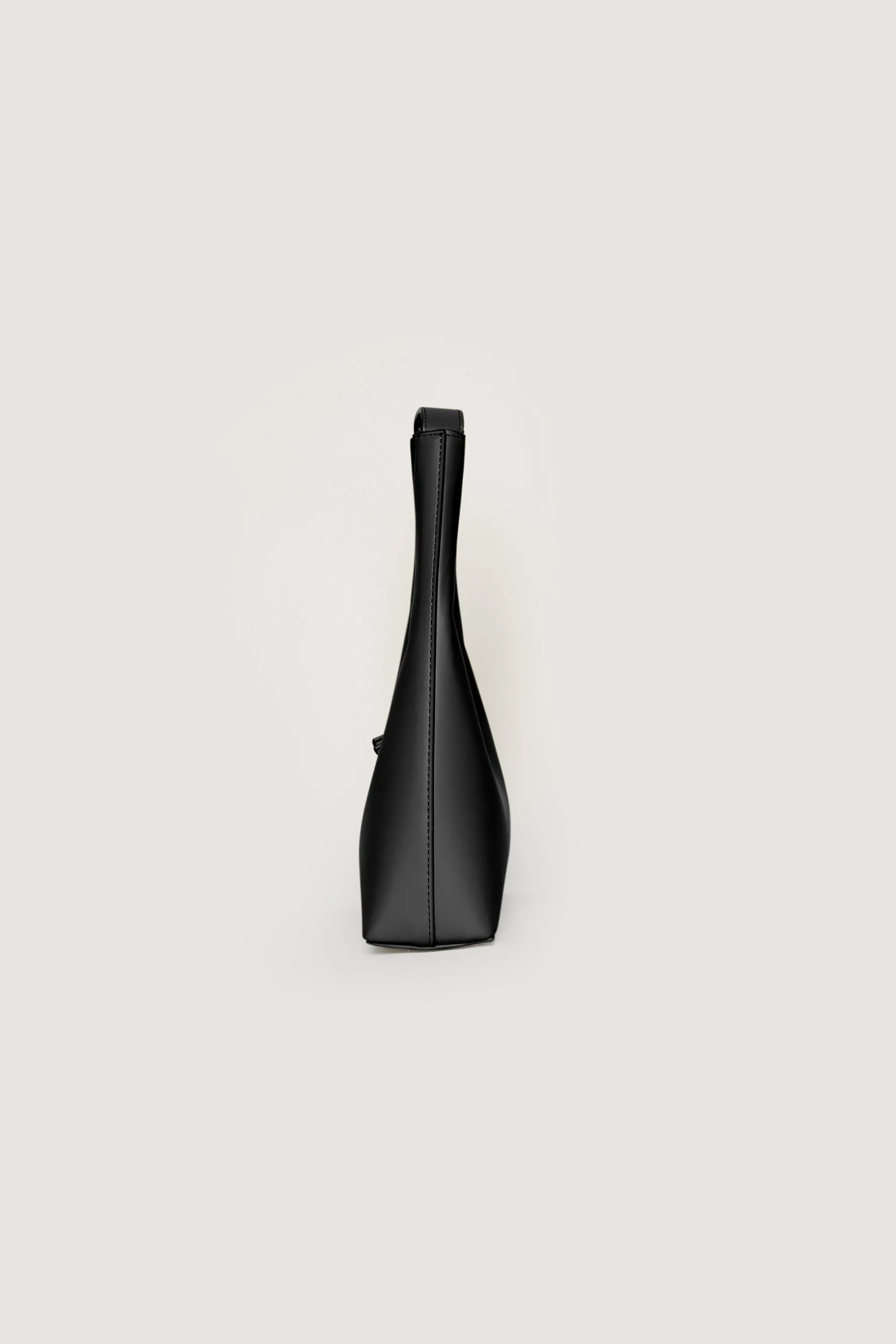 HIGH ZIPPER SHOULDER BAG
