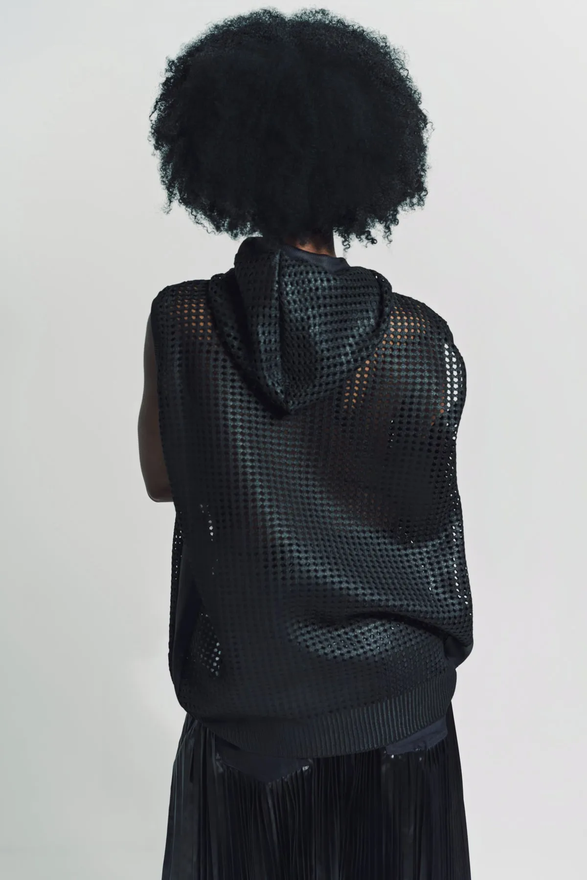 JUNYA WATANABE | SLEEVELESS MESH HOODIE