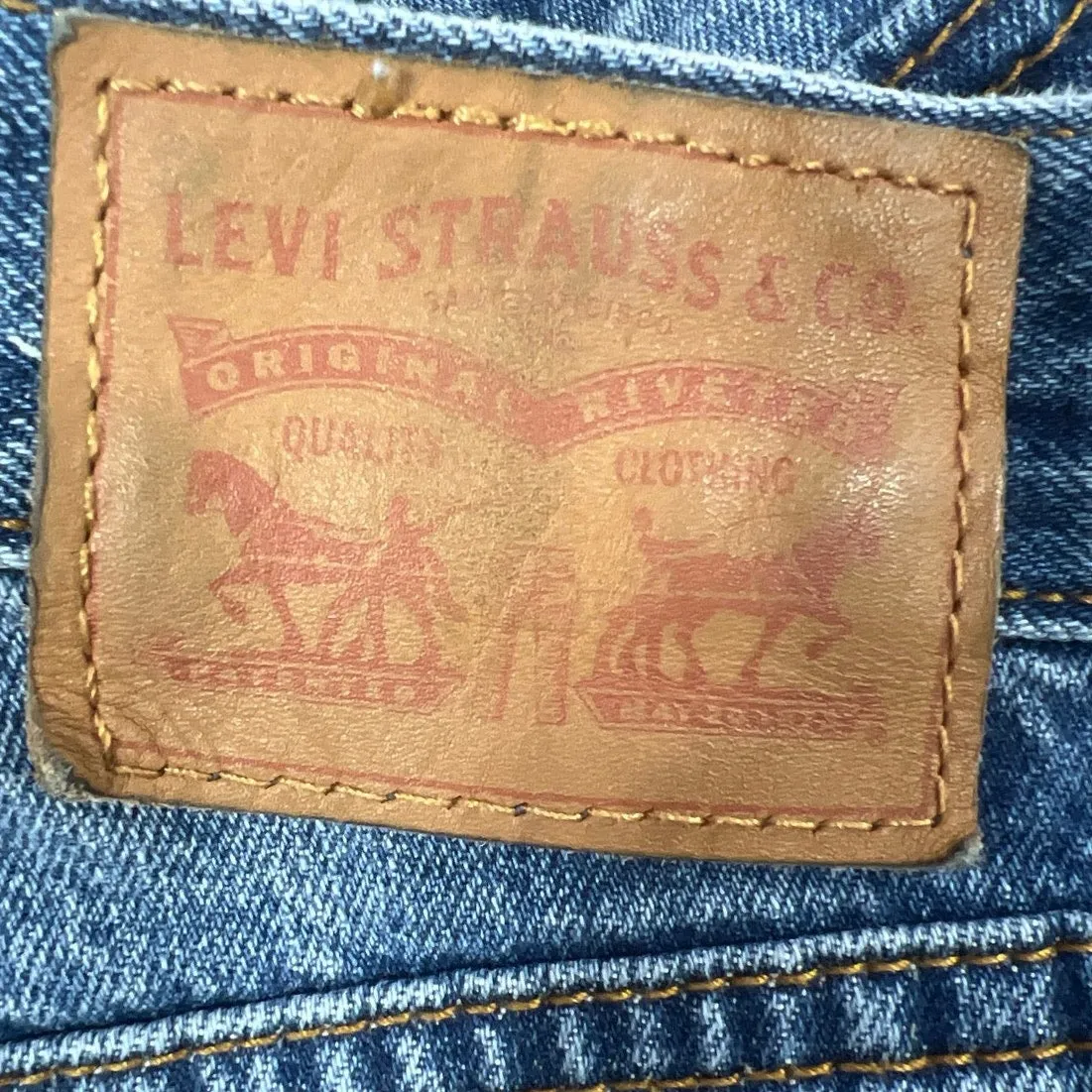 Levi's Blue Medium Wash Mid Rise Distressed Frayed Raw Hem Denim Jeans Shorts 25