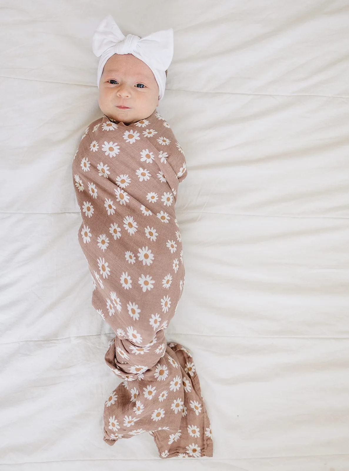 Mebie Baby Daisy Dream Muslin Swaddle Blanket *