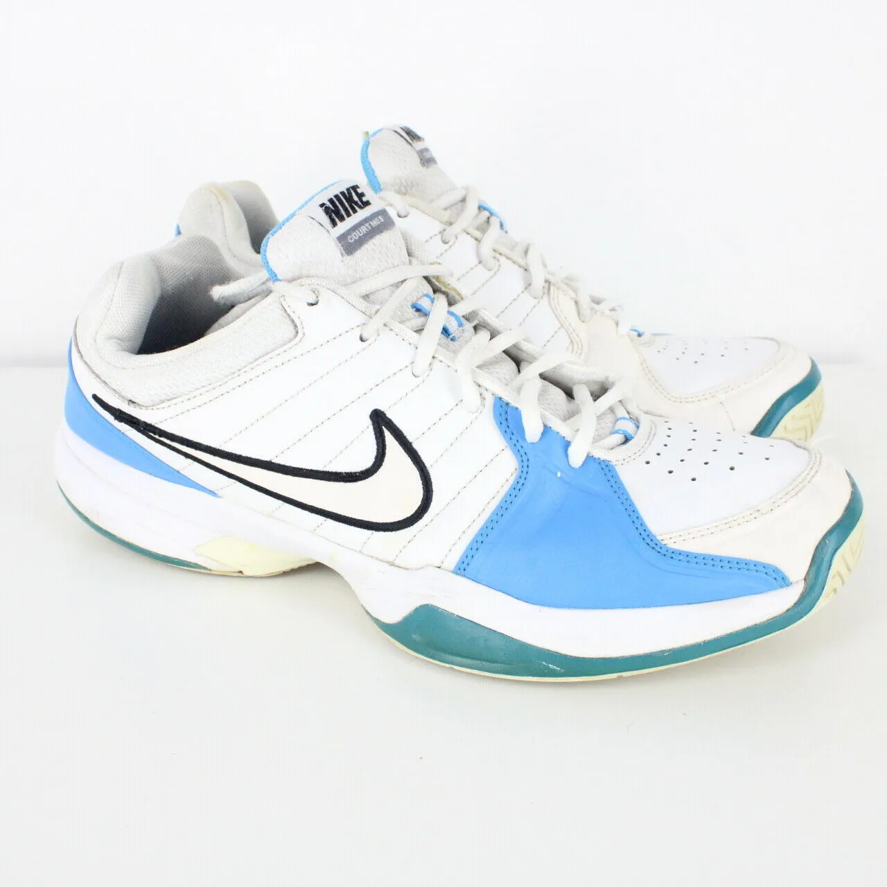 Mens NIKE MO5 Trainers White | UK 11.5