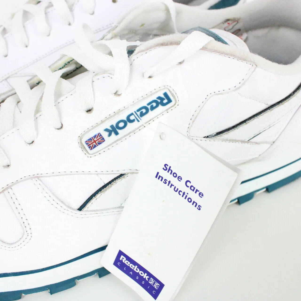 Mens REEBOK 90s Classic Trainers White | UK 14