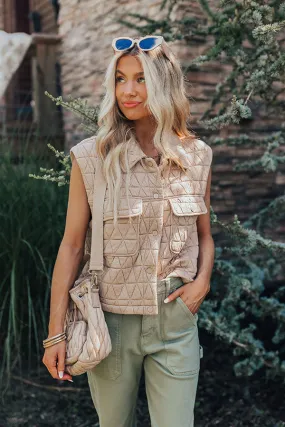Mountain Lodge Cutie Quilted Vest in Iced Latte