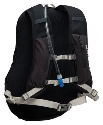 NATHAN Crossover Pack 15L Backpack Black