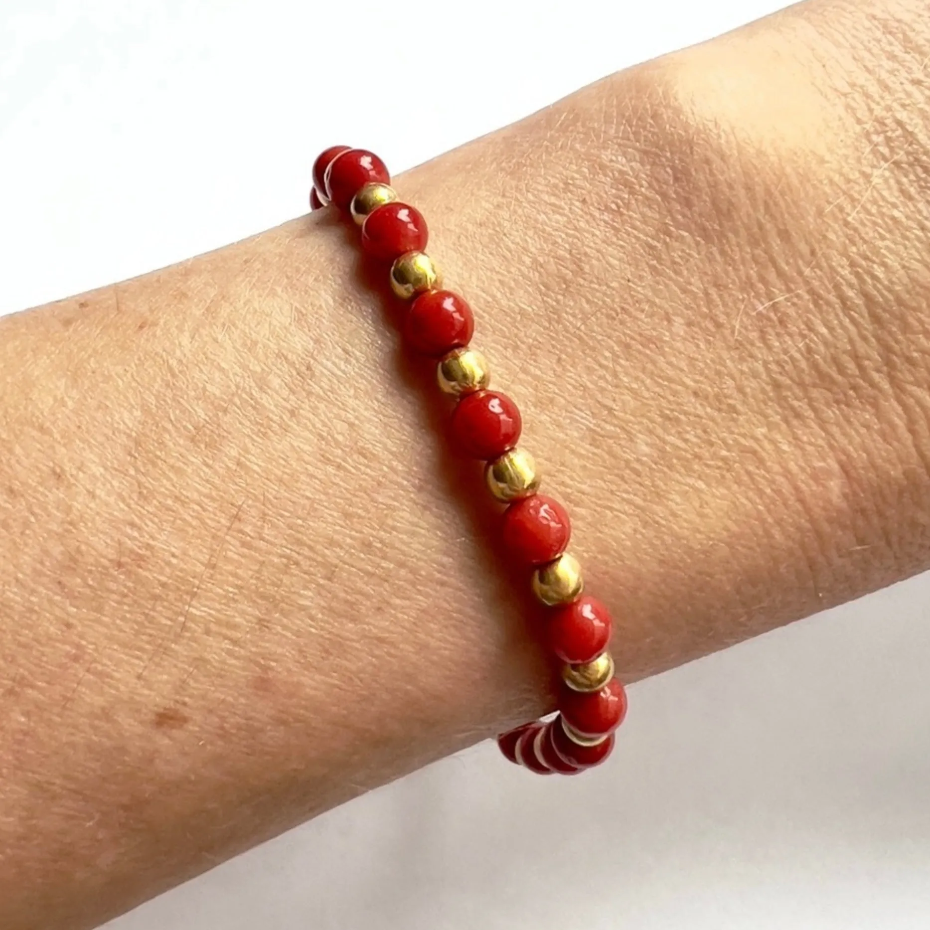 NEW 18K Solid Yellow Gold & Red Corals Beaded Bracelet 5.89g