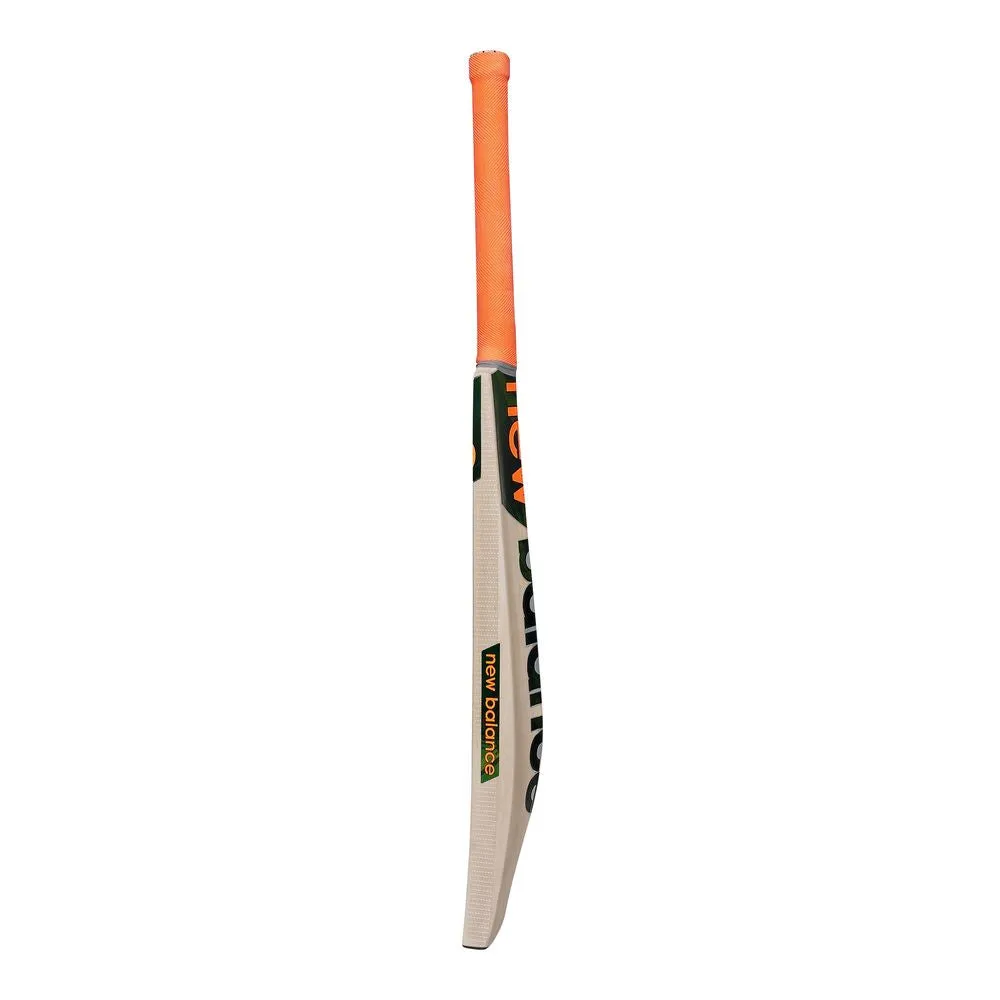 New Balance DC280 Junior Cricket Bat