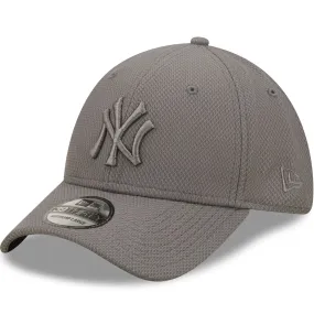 New Era New York Yankees Diamond Era 39THIRTY Baseball Cap  - Dark Grey