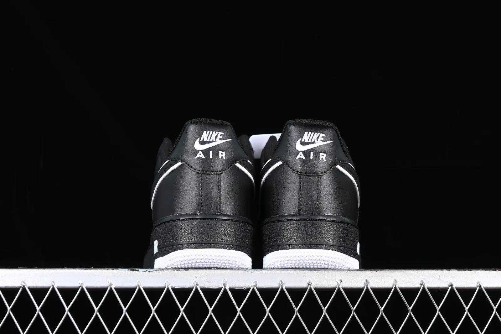 Nike Air Force 1 07 Low Black White DV0788-002