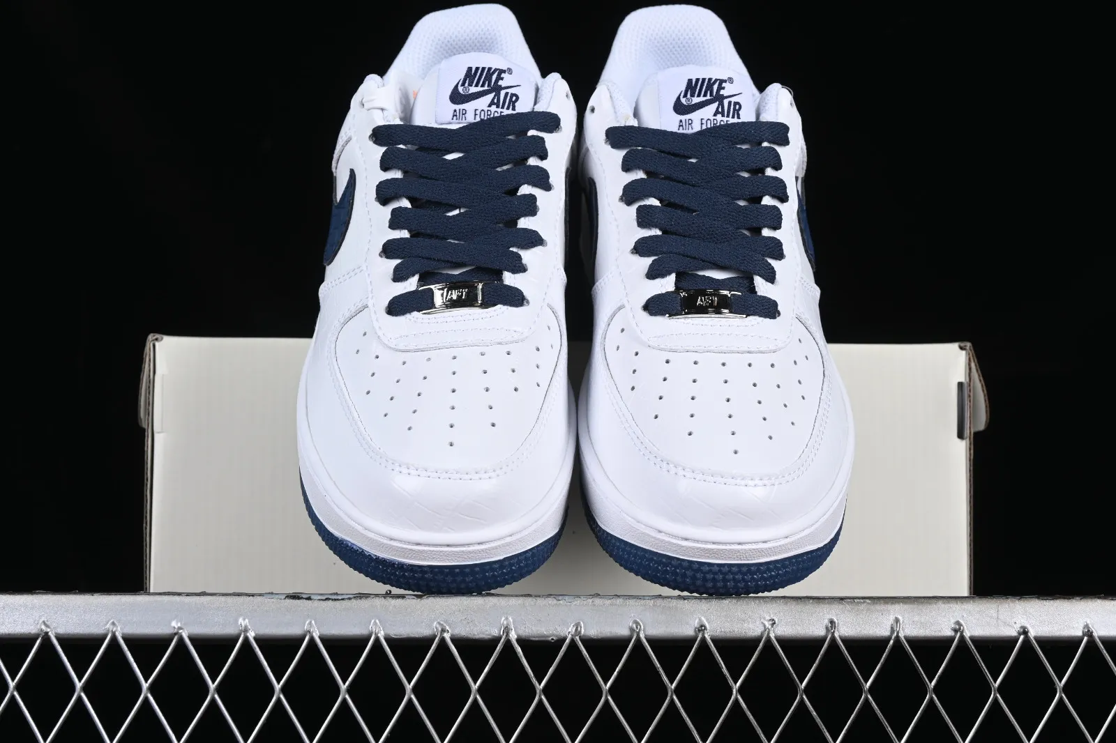 Nike Air Force 1 07 Low Ladainian Tomlinson White Navy Blue DD0614-332