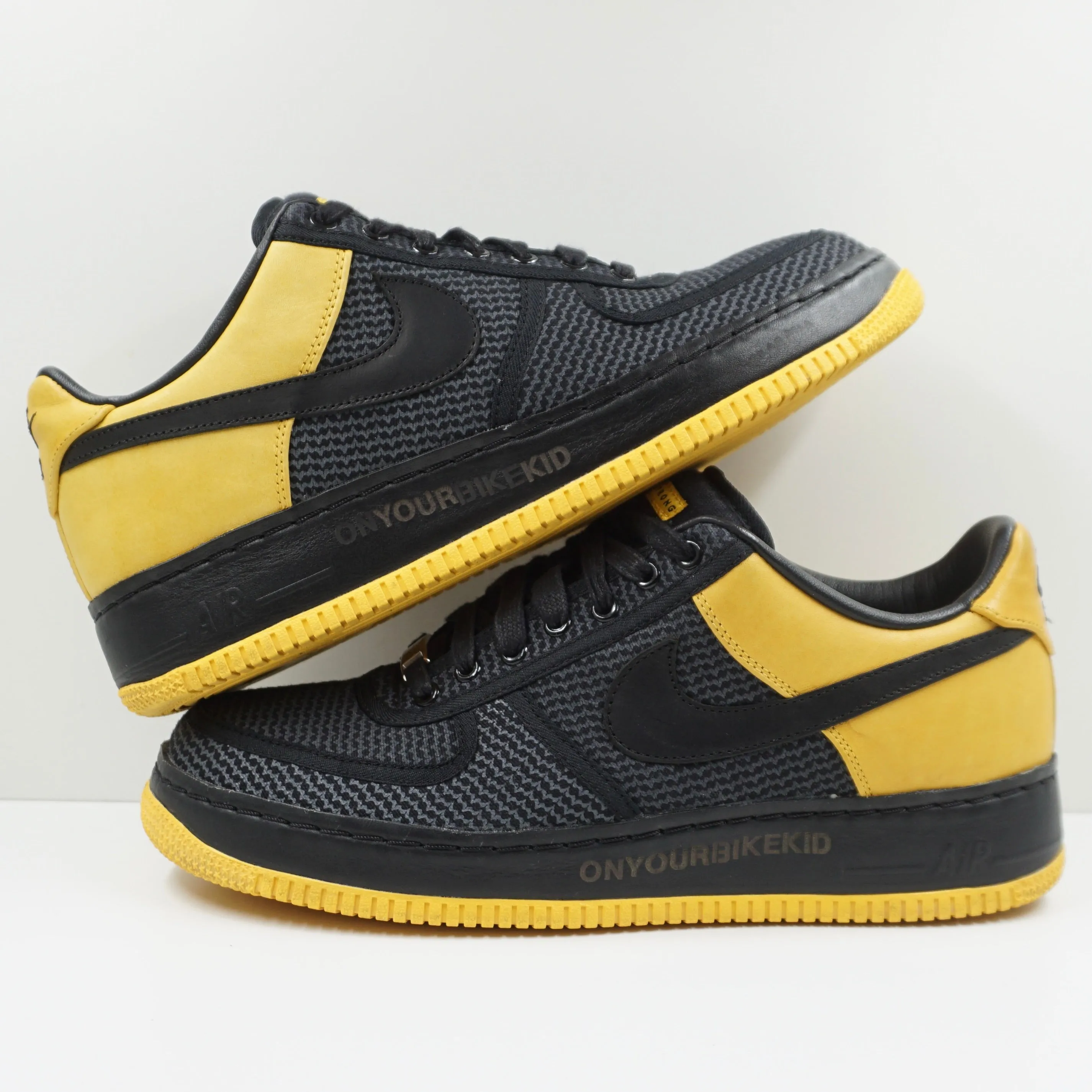 Nike Air Force 1 Low Undefeated Livestrong