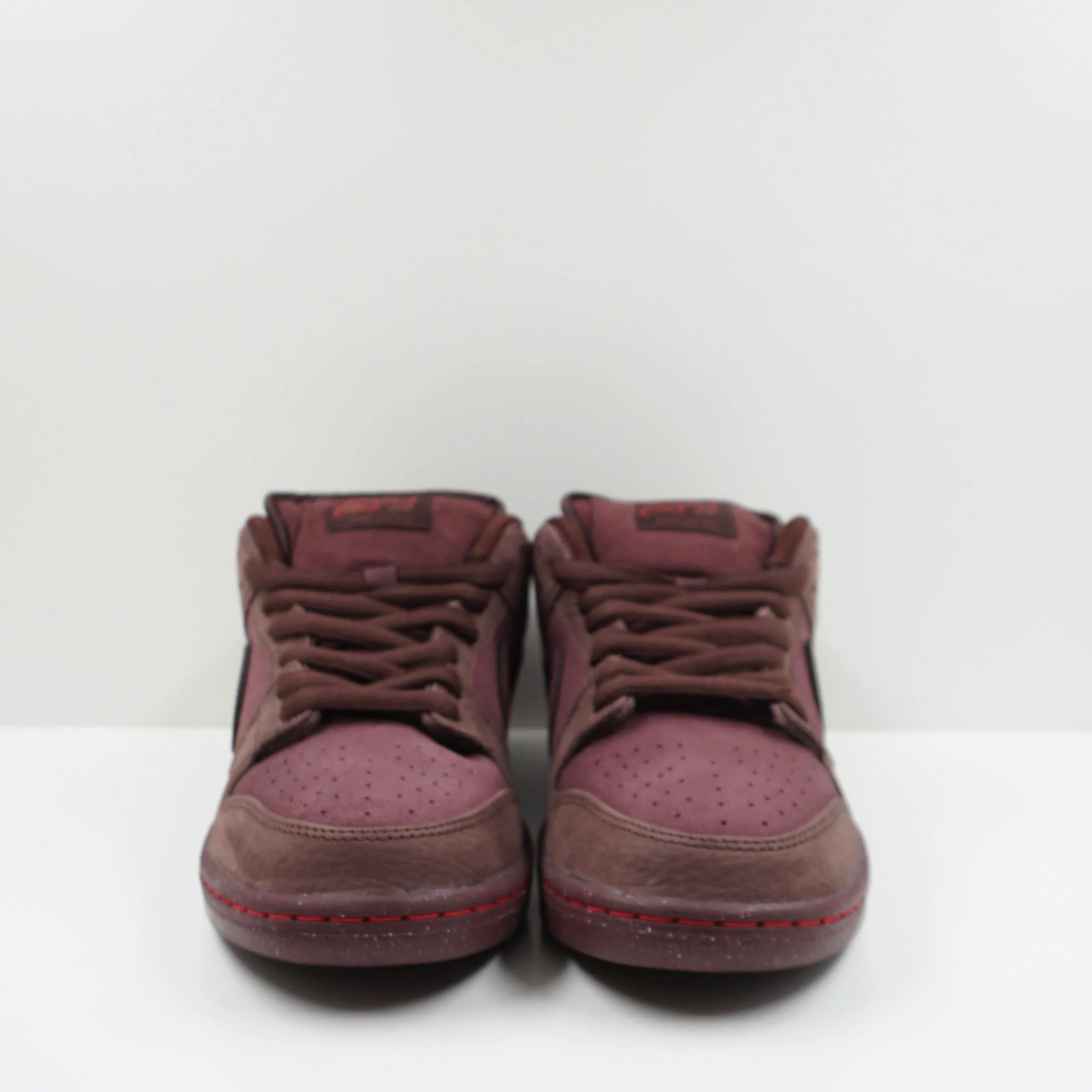 Nike SB Dunk Low City Of Love Burgundy Crush