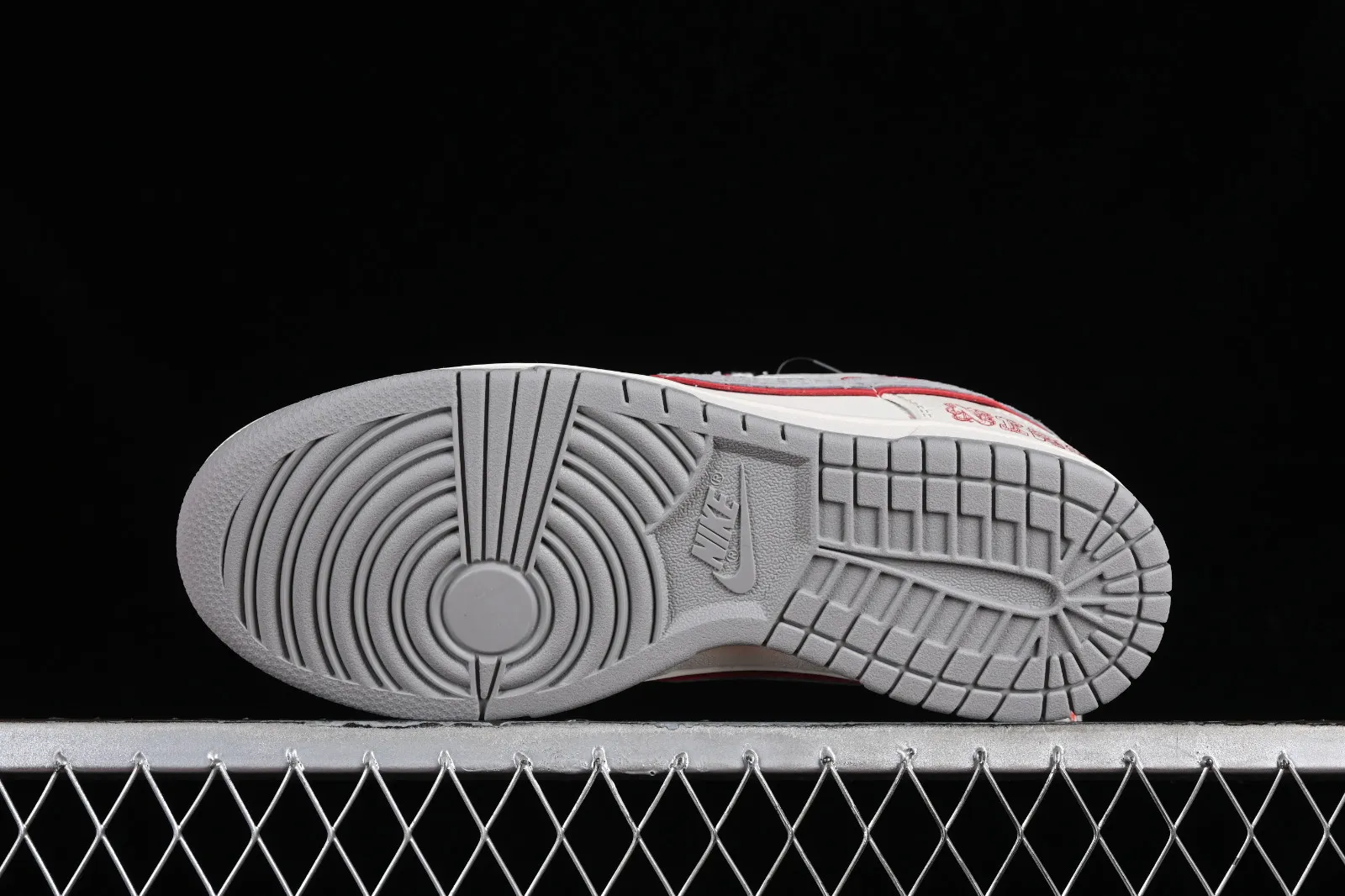 Nike SB Dunk Low CNY Off White Red Grey DQ1098-366