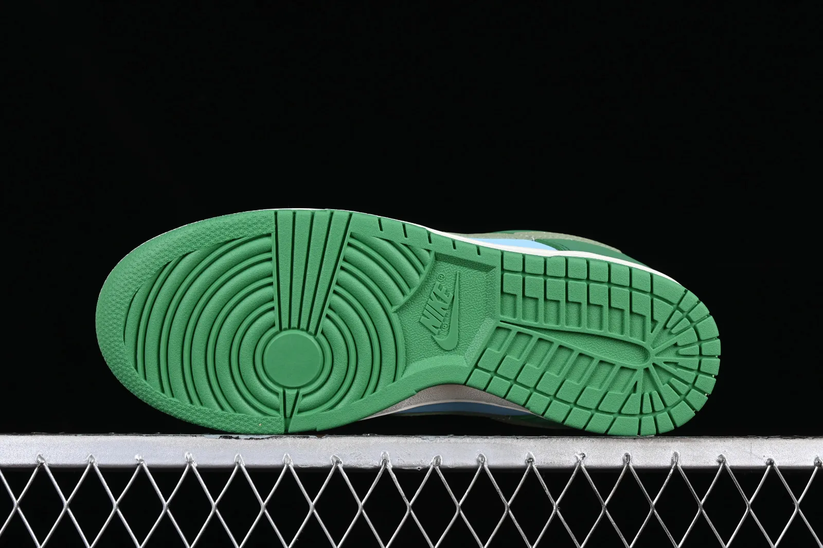 Nike SB Dunk Low Olive Green Blue White GP1255-022