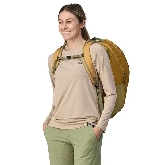 Patagonia Black Hole Backpack 32L - Pufferfish Gold