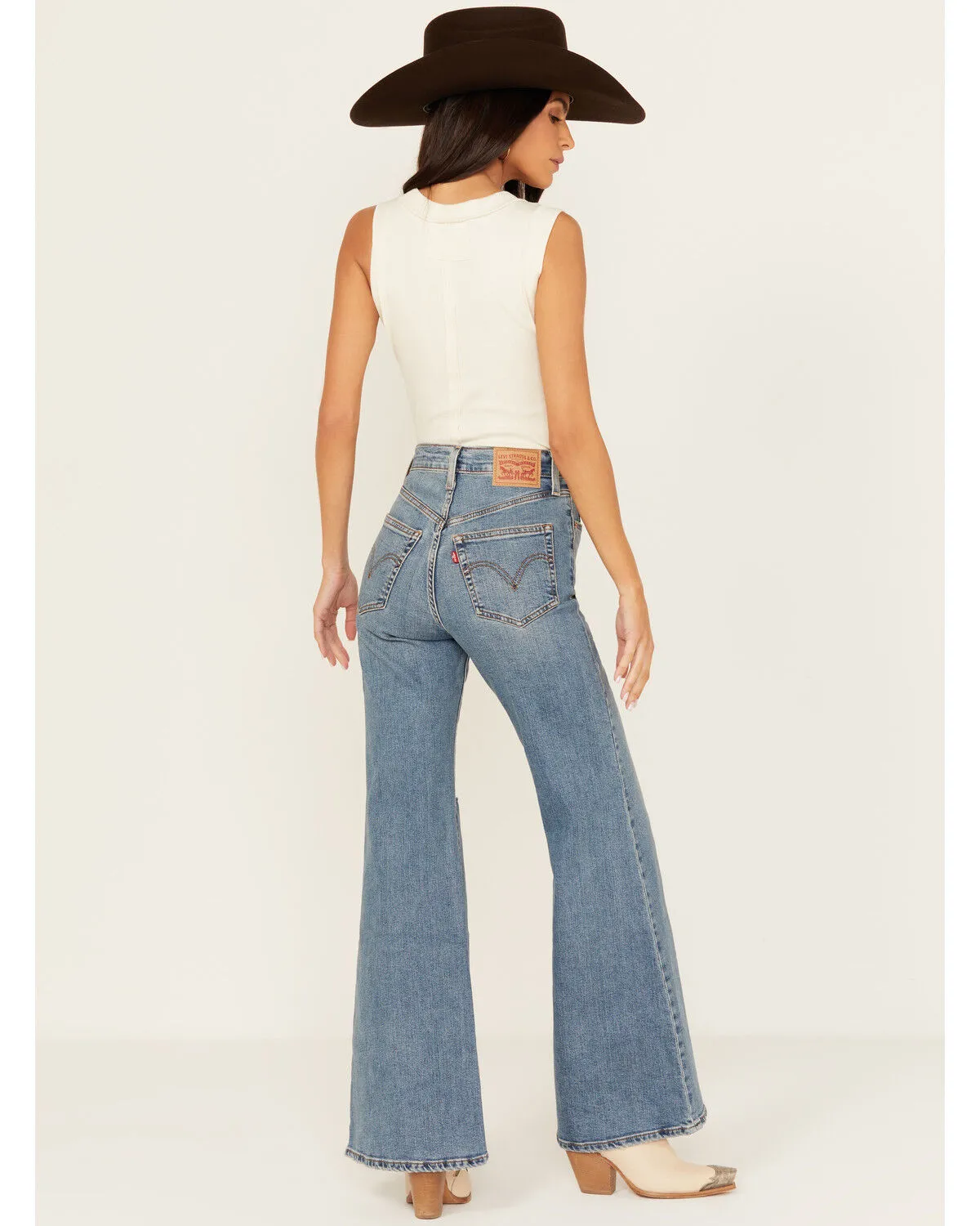 Product Name:  Levi's Women's Light Wash High Rise Slim Stretch Bell Jeans