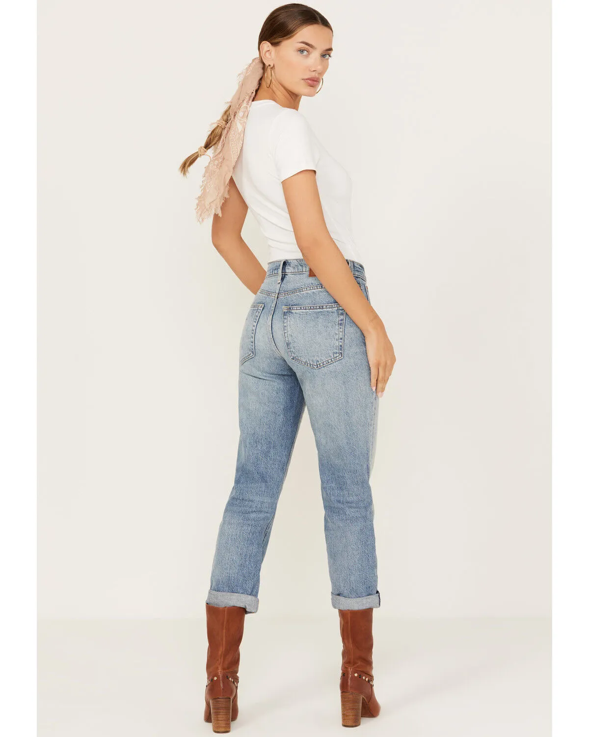 Product Name:  Lucky Brand Women's Medium Wash Mid Rise Boy Straight Jeans