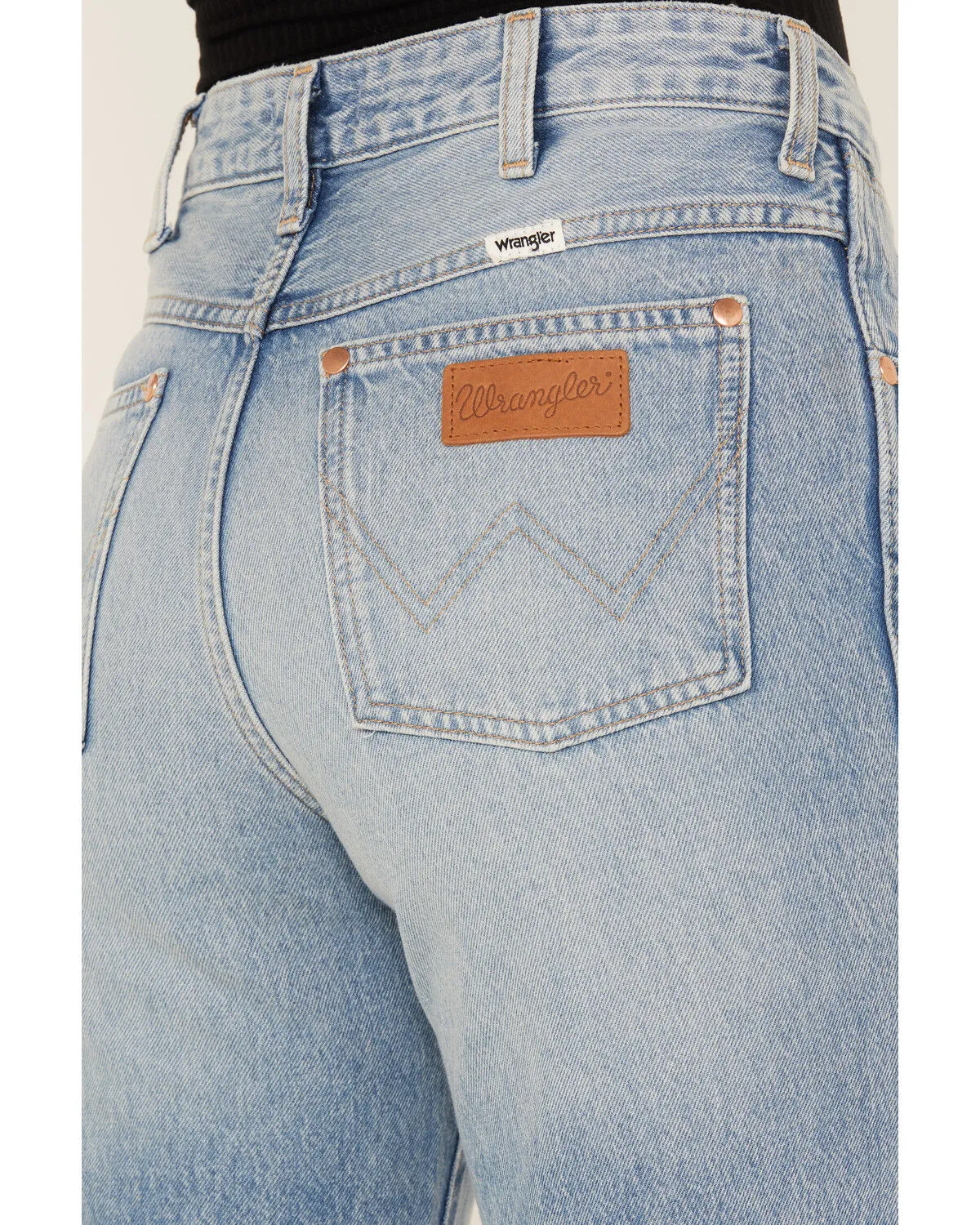 Product Name:  Wrangler Women's Honolua Wanderer 622 High Rise Flare Jeans