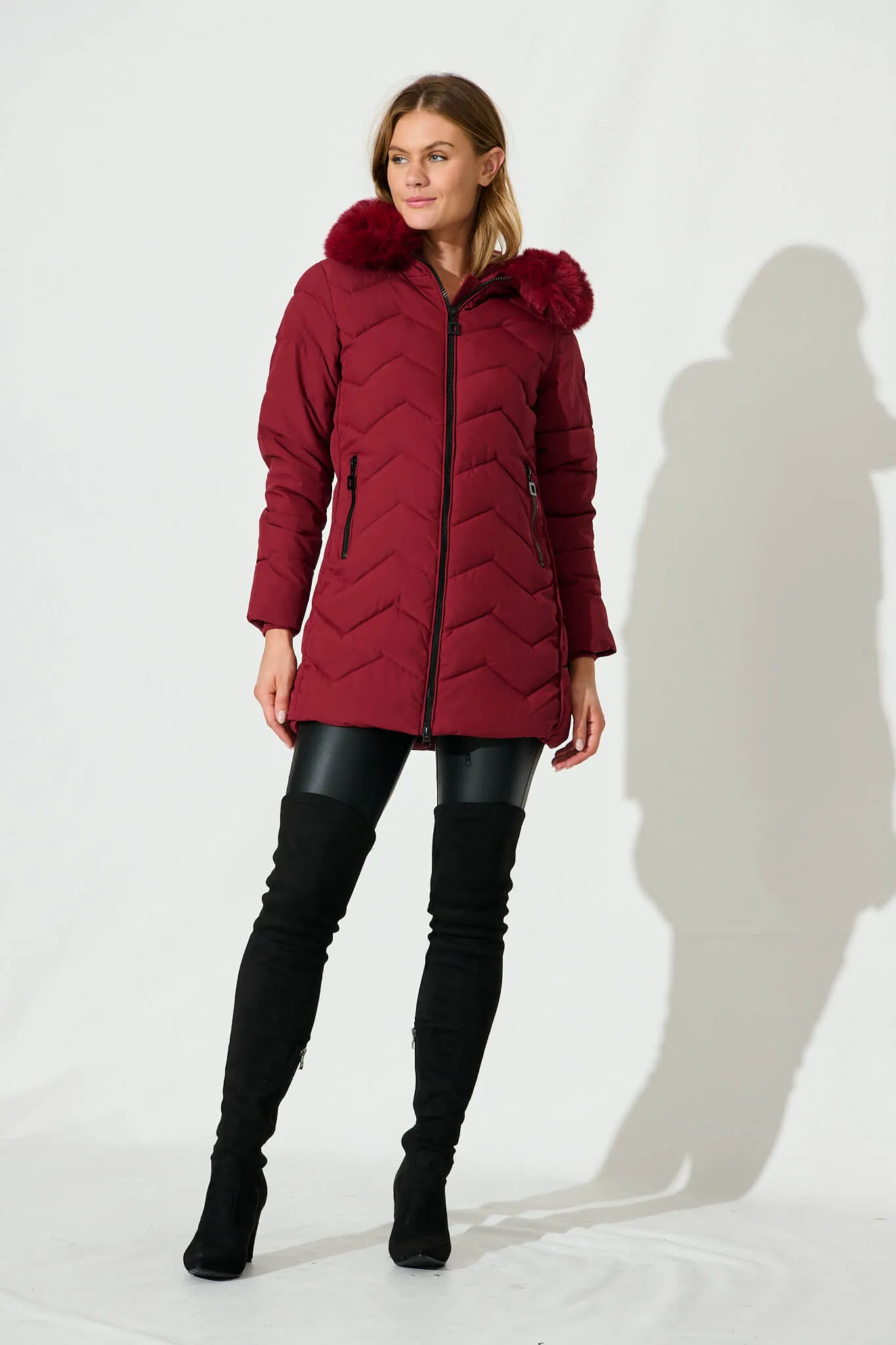 Salzburg Puffer Jacket In Wine