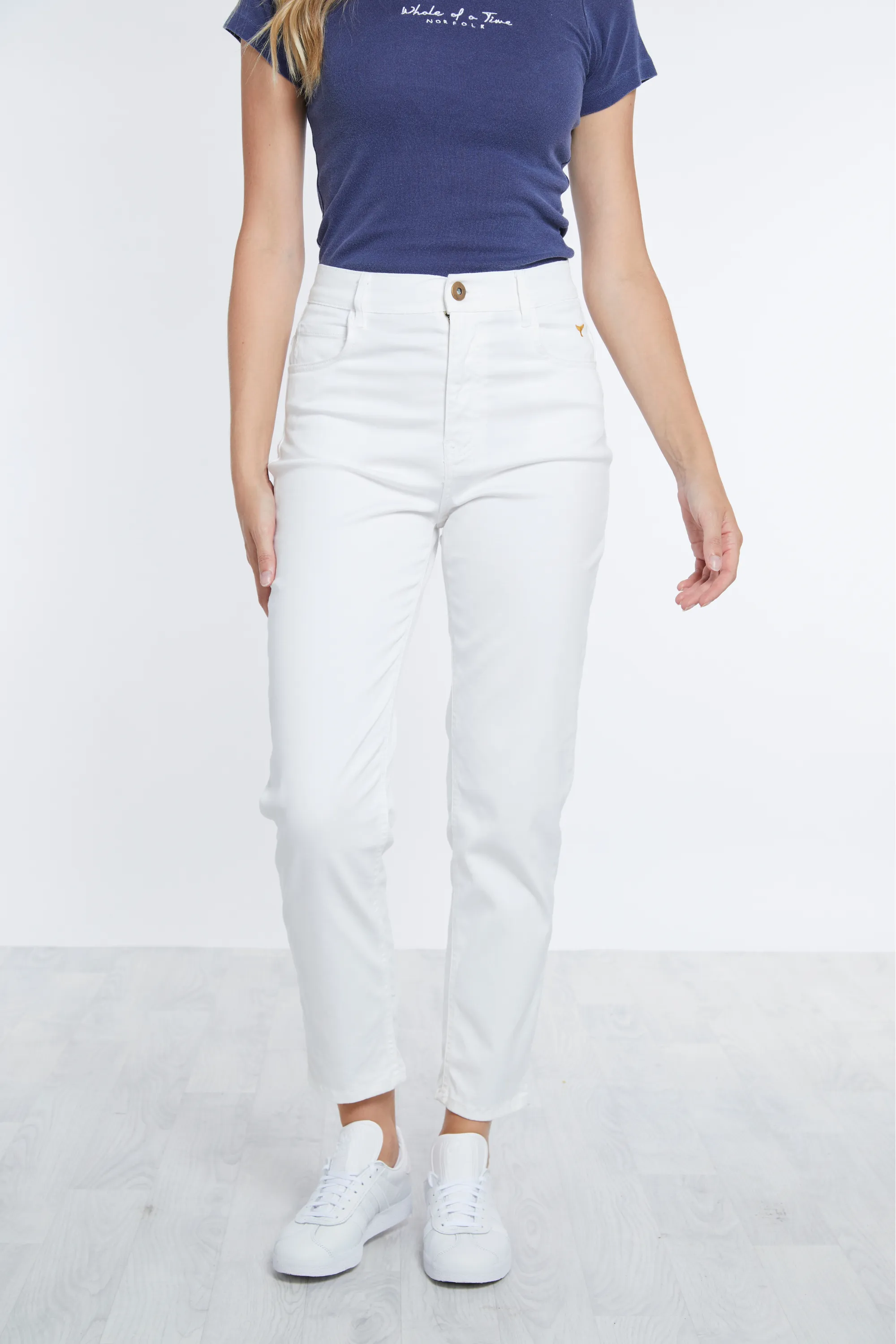 Signature Denim Mom Jeans - Ecru