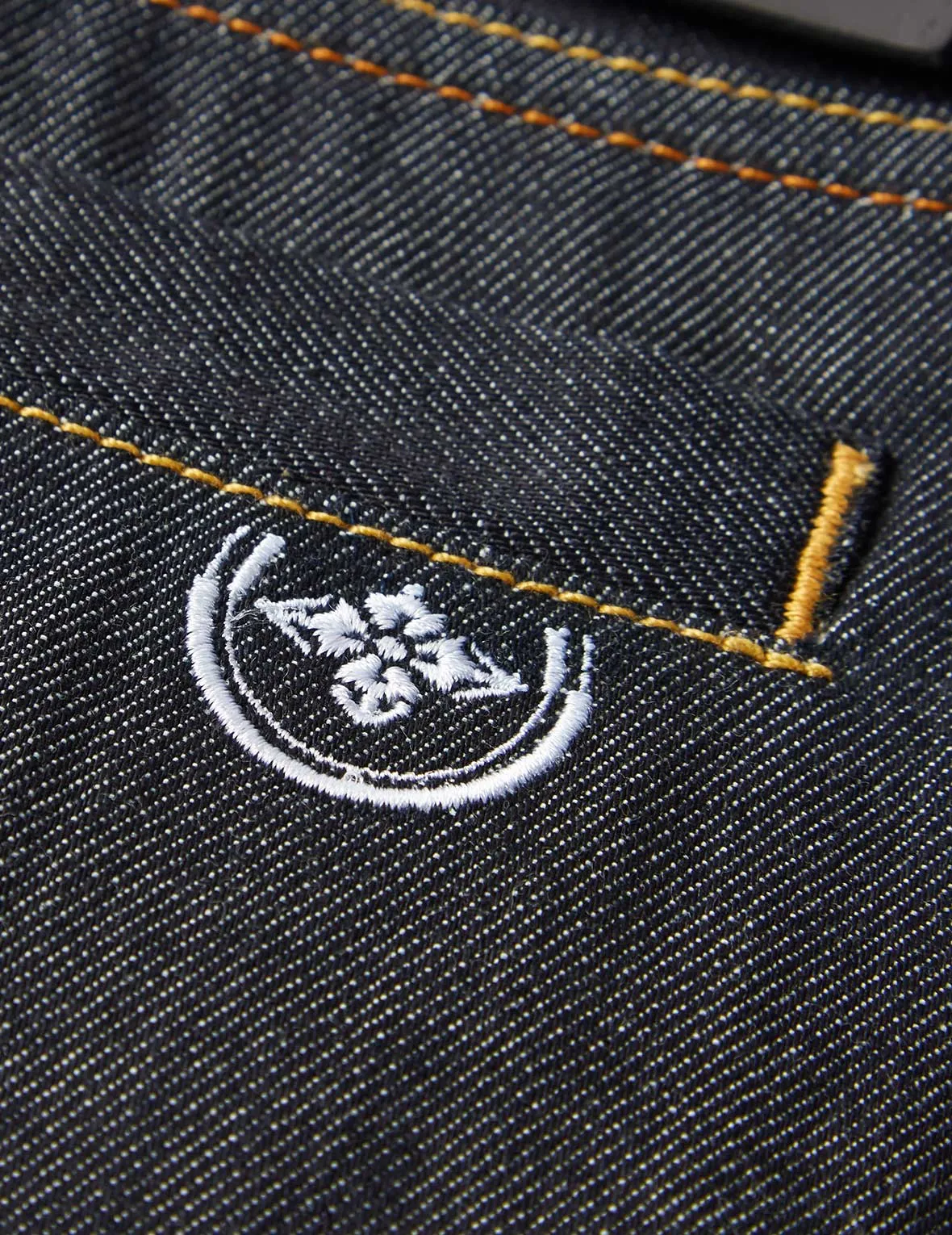 Slashed Hannya Skull Print Cropped Fit Jeans #2027