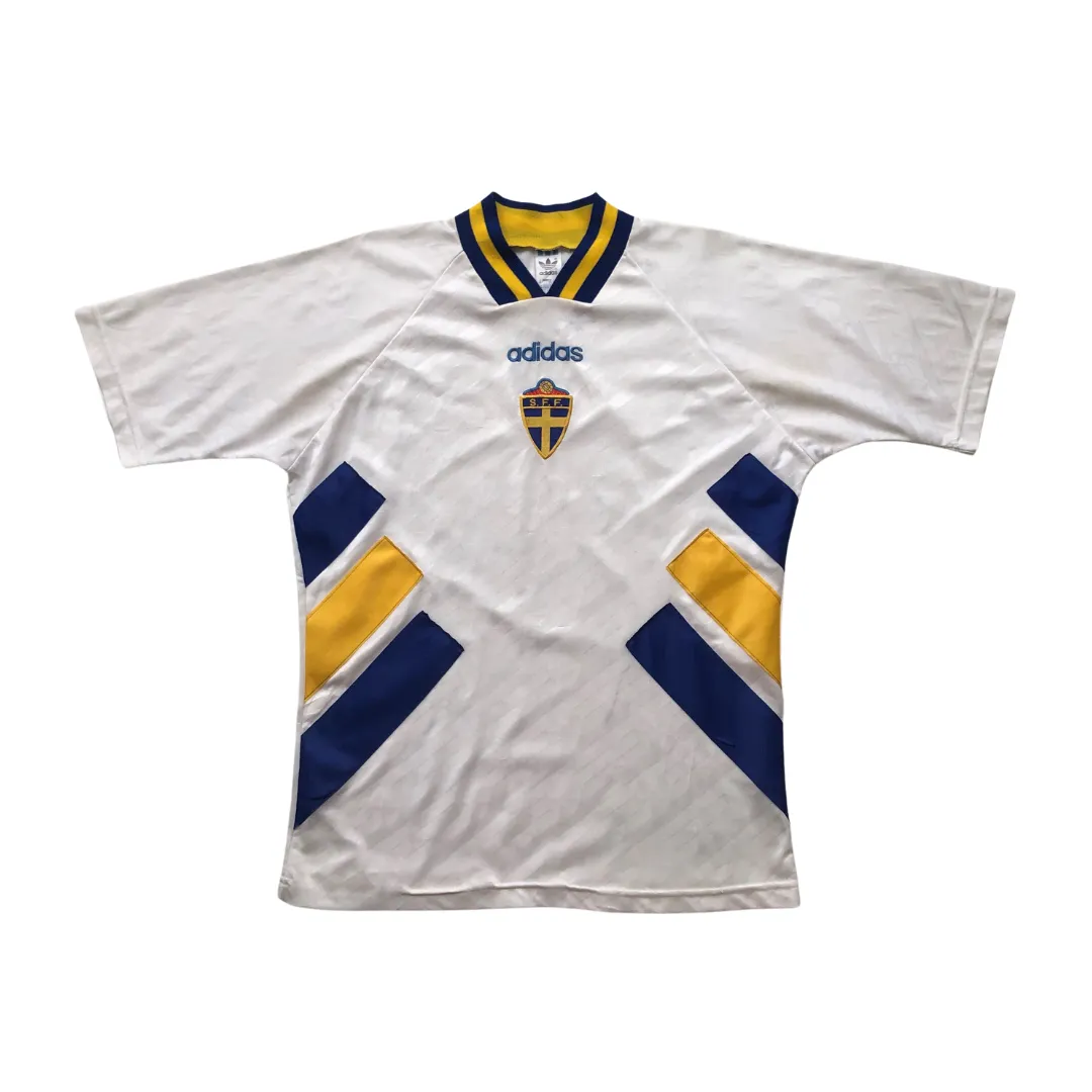 Sweden Original Adidas 1994/1996 Away Vintage Football Shirt Medium