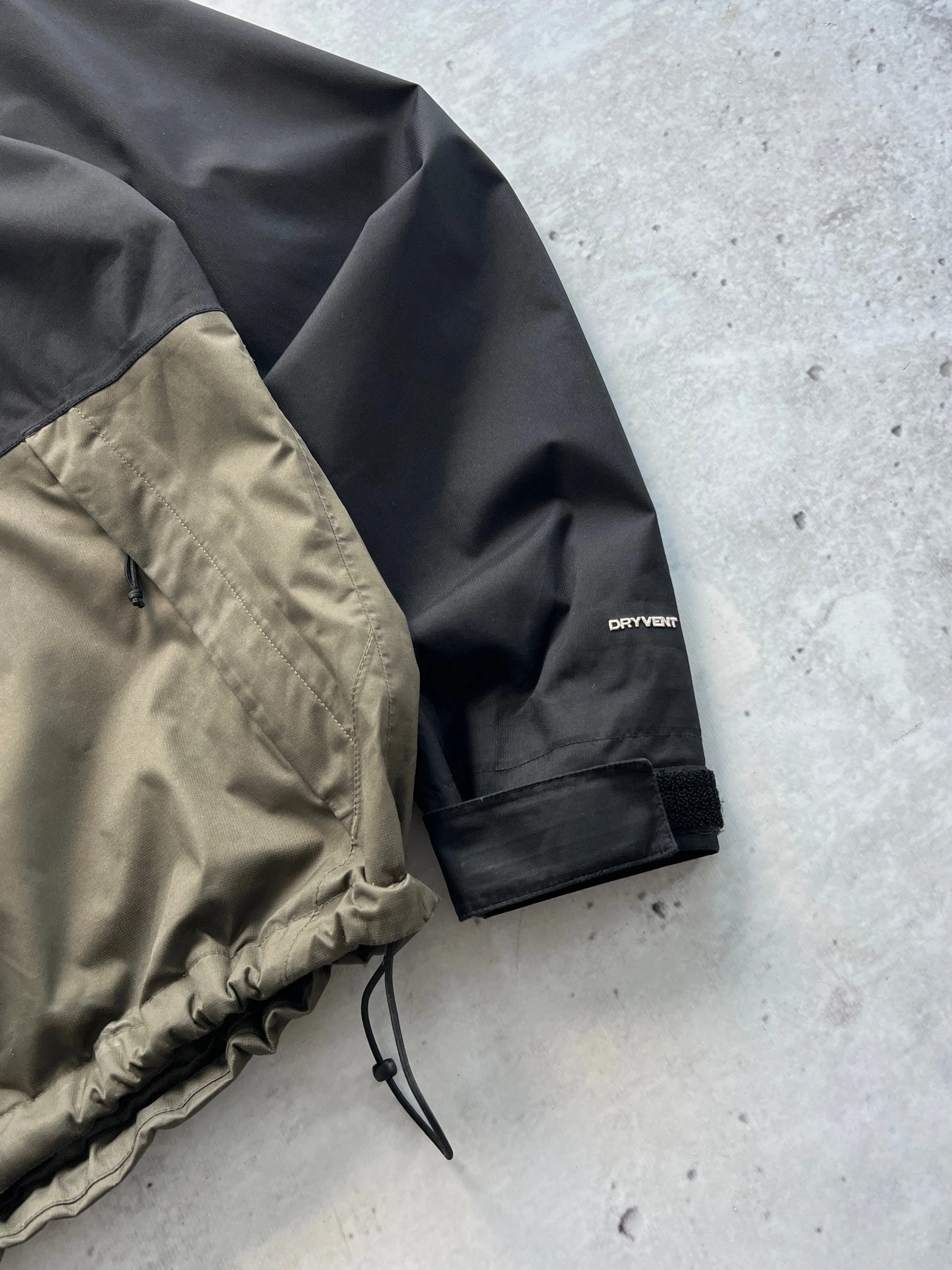 The North Face Dryvent Zip Up Jacket (S)