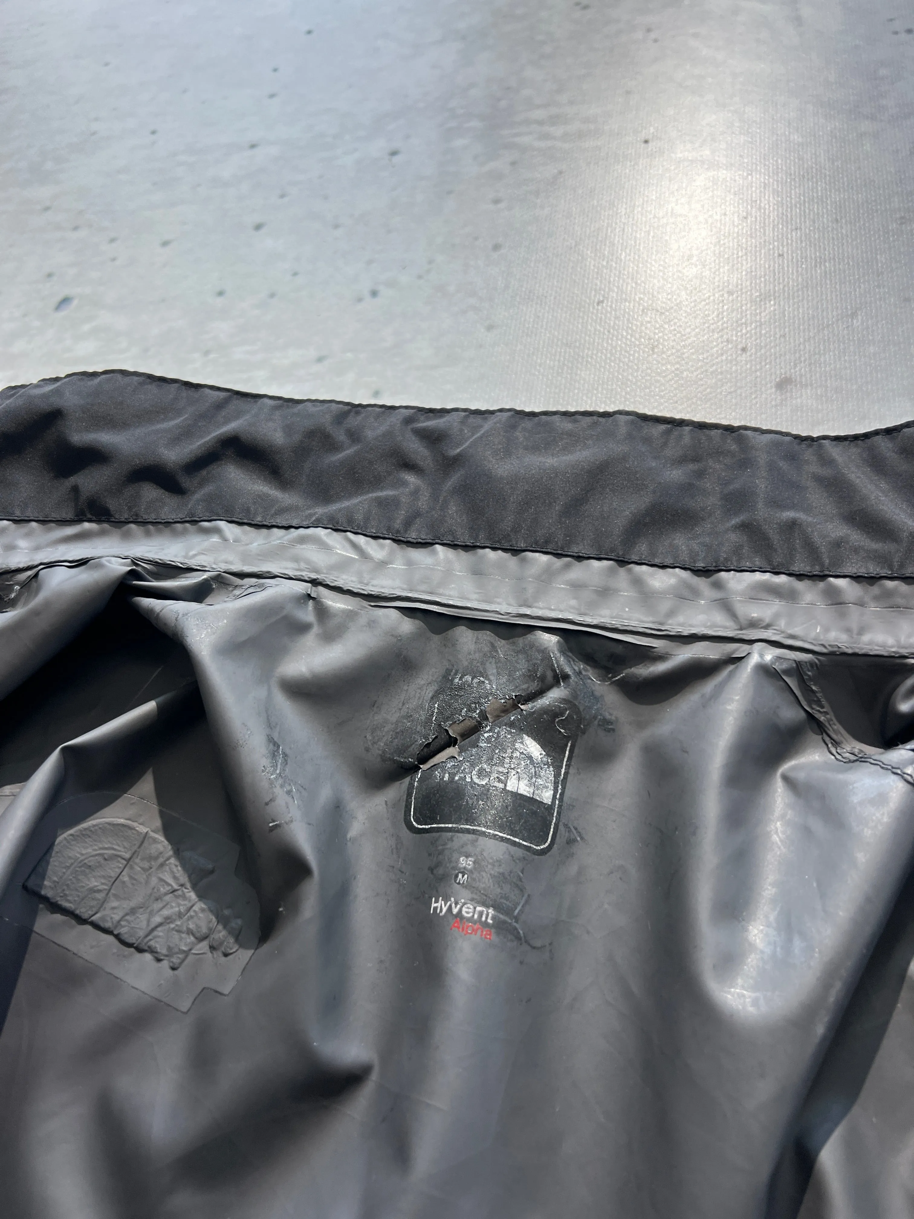 The North Face Hyvent Alpha Waterproof Jacket (M)