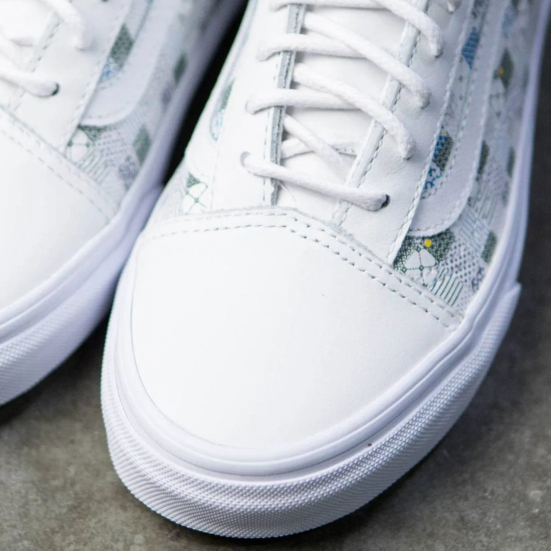 Vans Women Old Skool DX - Tiles (white / leather / true white)