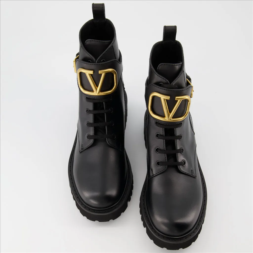 VLogo Ankle Boots