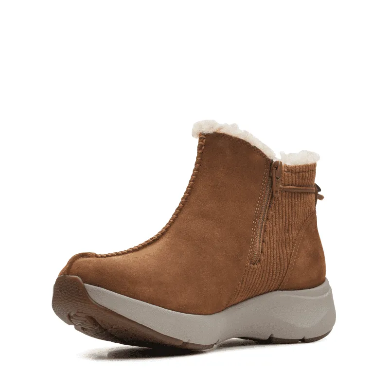 Women’s Clarks Wave 2.0 Alp Waterproof – Taupe